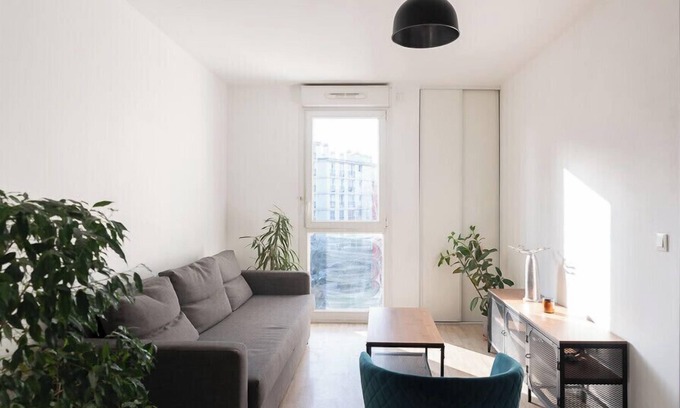 La Courneuve Apartment | Modern apartment just outside Paris