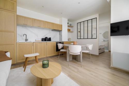5th Arrondissement Apartment | Modern apartment next to Saint Germain 4PAX
