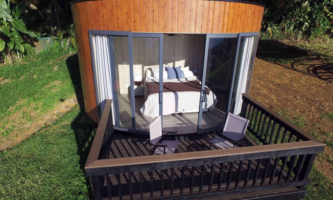 Kealakekua Cabin | Modern cabin on a world famous Kona Coffee farm with AC, WiFi. Unit 1