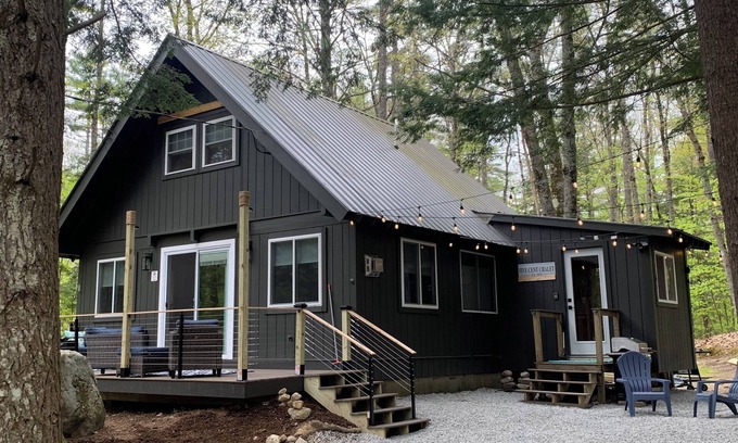 Eidelweiss Village Ski Chalet | MODERN CHALET: 3-BDRM DOG friendly- Luxury & Affordability Combined