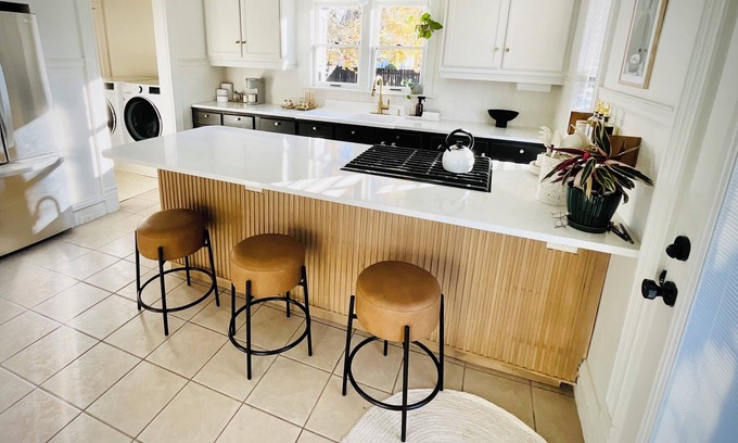 Grand Rapids Apartment | Modern Comfort in the Heart of Cherry Hill