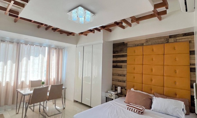 Cebu Apartment | Modern Condo w/Stunning Views, AC and WiFi in enchanting Cebu City