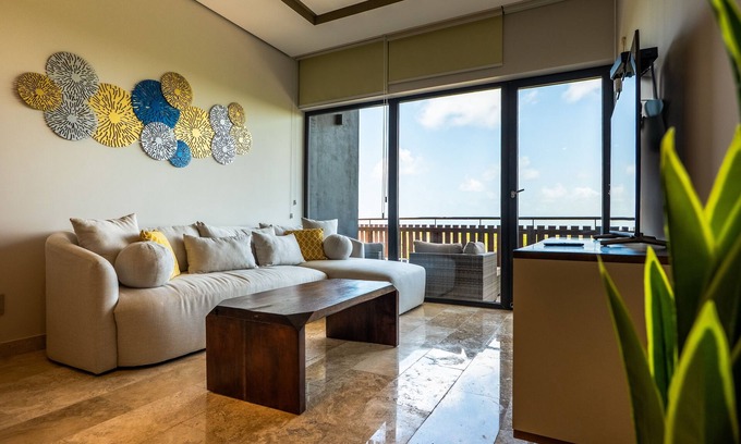 Playa Paraiso Condo | Modern condo with rooftop infinity pool, hot tub, jetted hot tub & WiFi