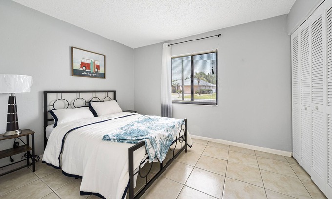 Palm Coast House | Modern cozy house - 10 min from the beach