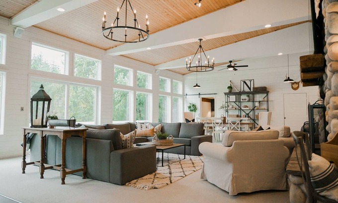 Dayton House | Modern Farmhouse in Wine Country.