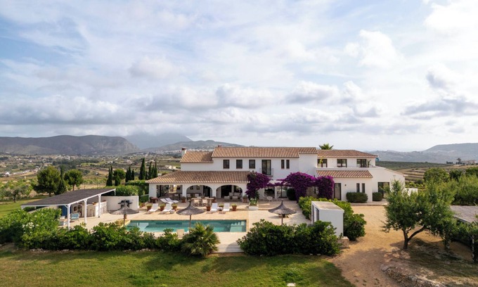 Fustera Villa | Modern finca with spectacular views over Moraira-Teulada & heated pool