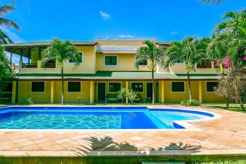 Malindi Marine National Park Apartment | Modern Girasoli Suites 02