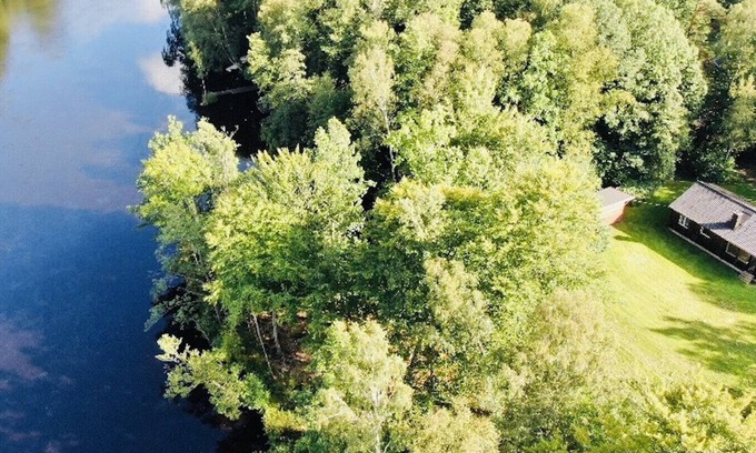 Broby House | Modern holiday home on the banks of Helgeån