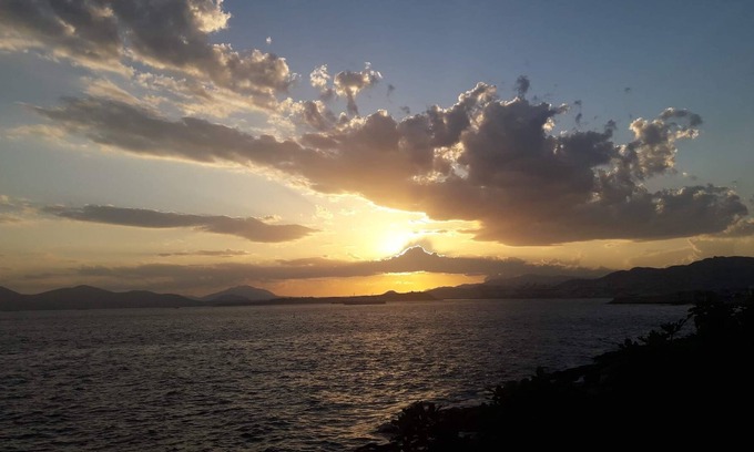 Piraeus Apartment | Modern home, fully equipped, two minutes from the Sea, restaurants, bars.