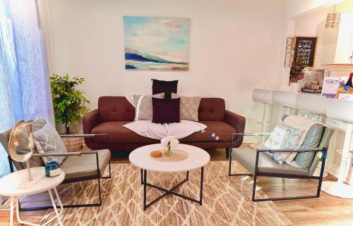 Paw Creek House | Modern Home Near Uptown CLT, Airport and More