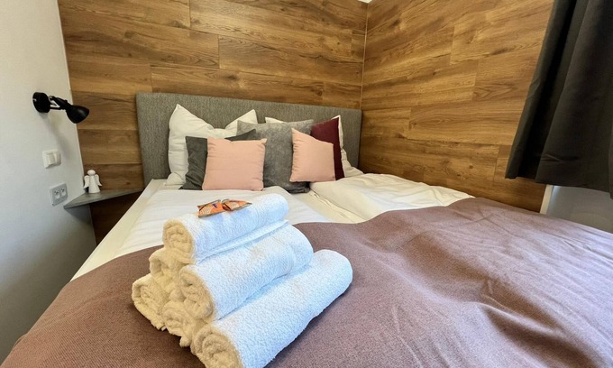 Krems an der Donau Hotel | Modern Hotel Krems Hauptbahnhof