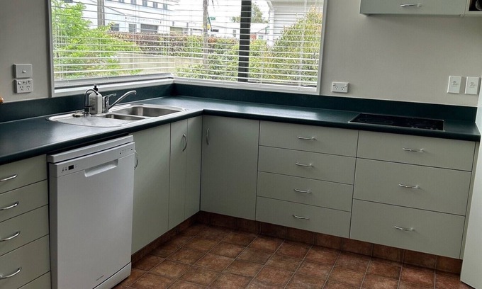 Waimate House | Modern House Close to Town