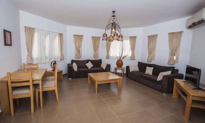 Al Mamsha El Seyahi Apartment | Modern Hurghada Holiday Apt 2 Bed/2 Bath Regency Towers - Touristic Area