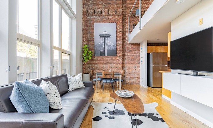 Belltown Condo | Modern Loft in the Heart of Seattle