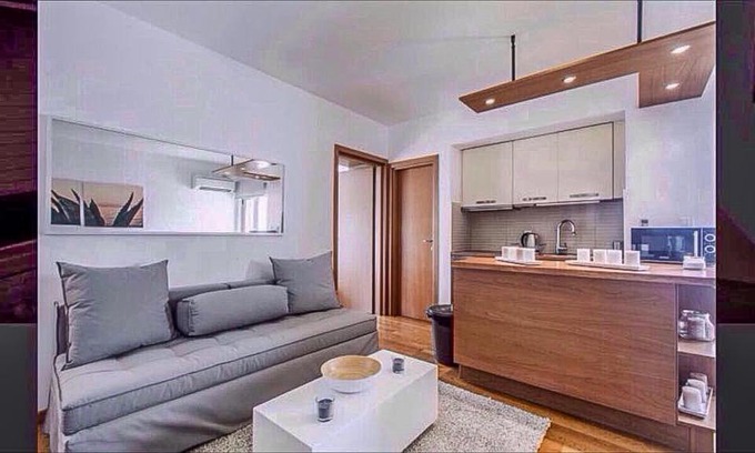 Voula Apartment | Modern & Lovely Athenian Riviera Apartment