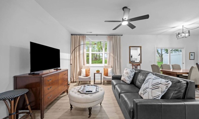 Haw River House | Modern New Duplex in Prime Location