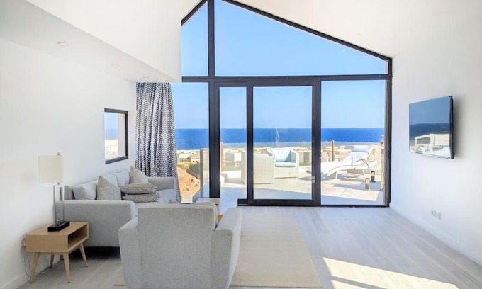 Soma Bay Villa | Modern Soma Bay 2BR Villa w sea views, beach & pool access