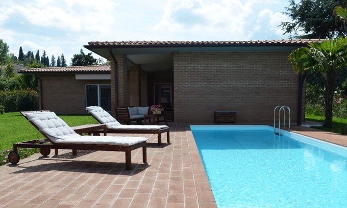 Monte San Savino House | modern villa with pool and heated jacuzzi in Tuscany, nera Monte San Savino and Cortona, a perfect p