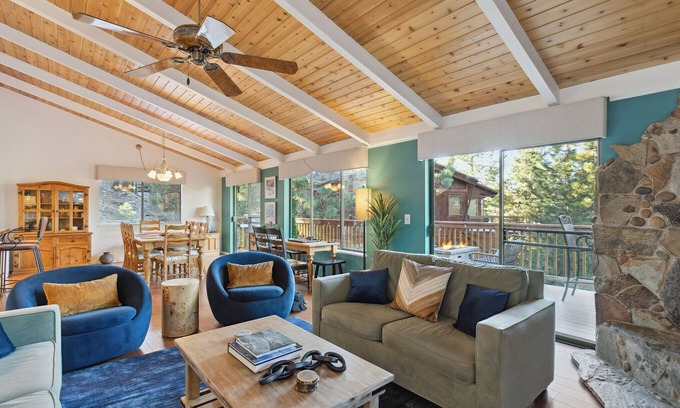 Zephyr Cove House | "Modern" Zephyr, 3 mins to beach, 7 mins to Heavenly, Casinos