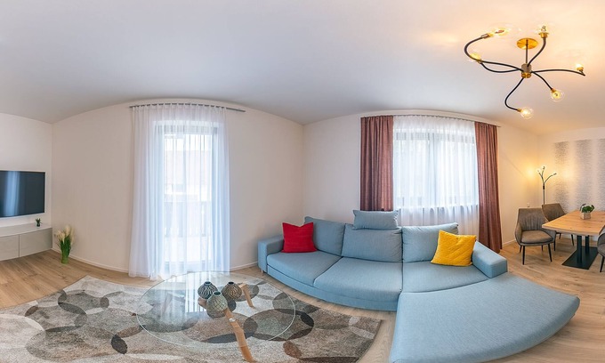 Kammerstein Apartment | Moderne Ferienwohnung mit Balkon