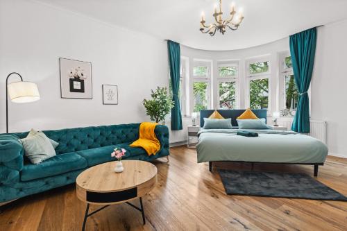 Sudostviertel Apartment | Moderne Suite bis zu 6 Personen - Central- free Parking - 3 Bedrooms - Netflix - Smart Home