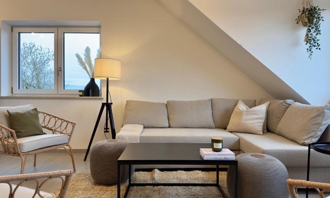 Stephansposching Apartment | Moderne Wohnung mit Küche & Parkplatz Ausblick auf den bayerischen Wald