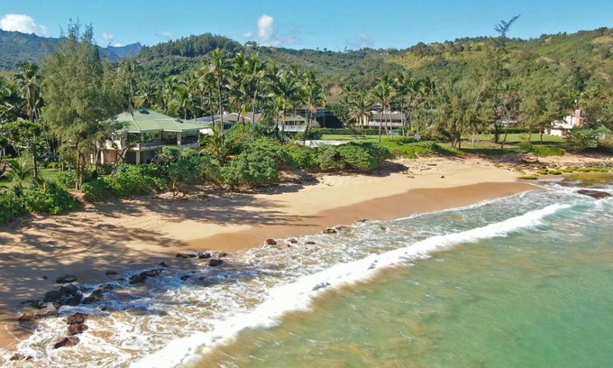 Kilauea House | Moloa'a Bay Cottage