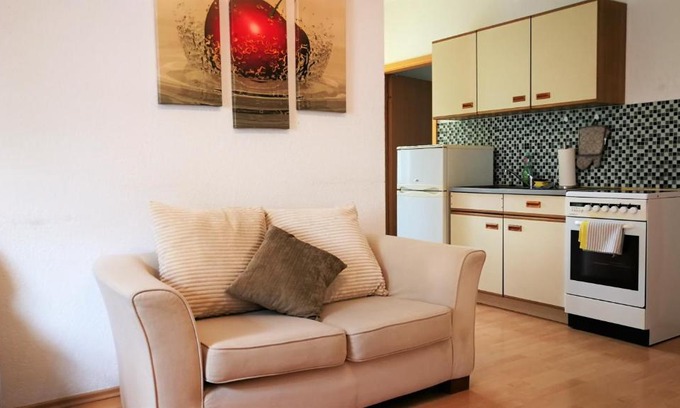 Oelsnitz/Erzgeb. Apartment | Monteurwohnung Spartan Oelsnitz am Hegebach Self Check-in