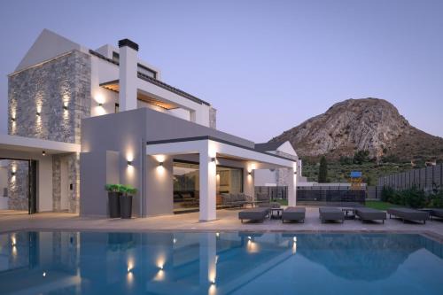 Lefkogeia Villa | Monti Luxury Villa, with Heated Pool & Hot Tub