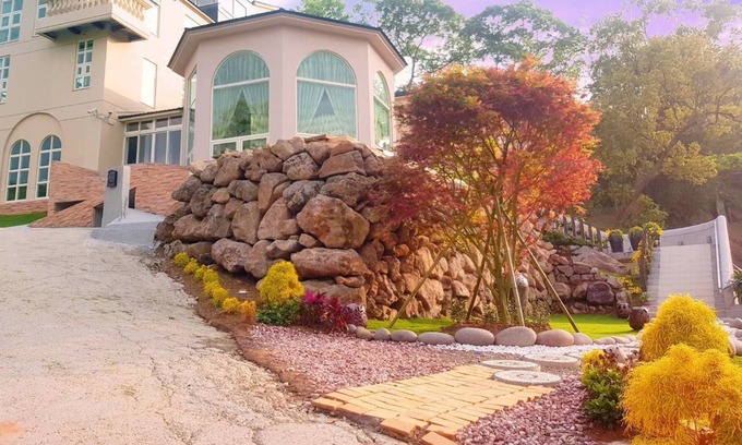 Touwu Bed & Breakfast | Moonshine B&B