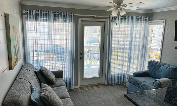 Galveston Condo | Most reviewed! Highest rated condo at Seascape resort. On the Beach. Ocean view.