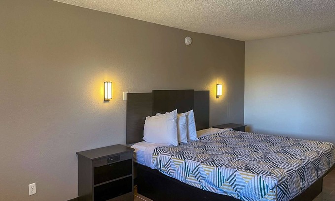 Hurricane Hotel | Motel 6 Hurricane, WV