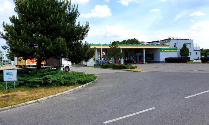 Ustronie Morskie Hotel | motel na stacji paliw