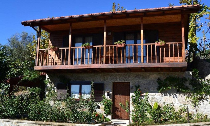 Molares Cottage | MOUNTAIN CHALET - VILLA