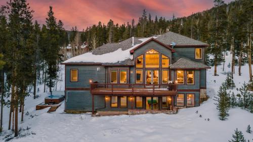 Forest Hills House | Mountain Gate