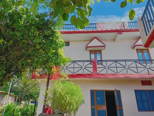 Lansdowne House | Mountain green valley homestay