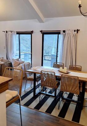 Los Molles Apartment | Mountain house