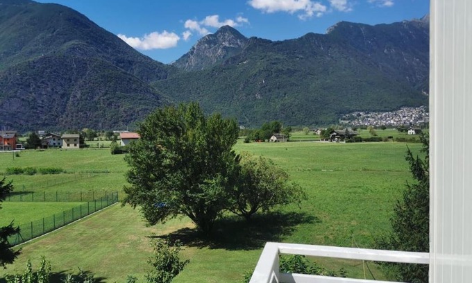 Prata Camportaccio Apartment | Mountain View House