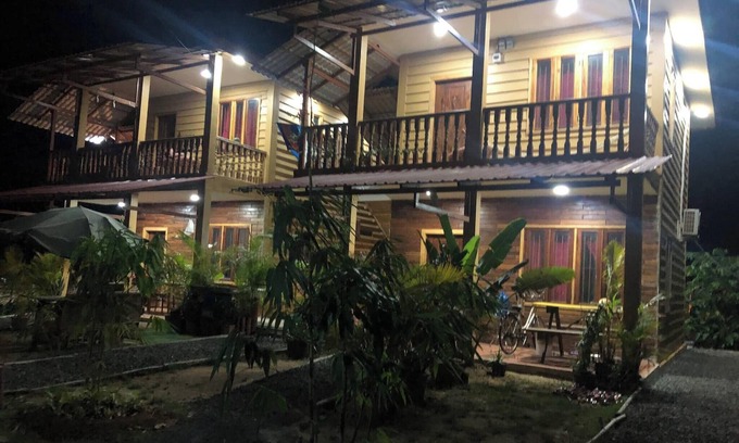 Kampot Villa | Mountain View House Kampot