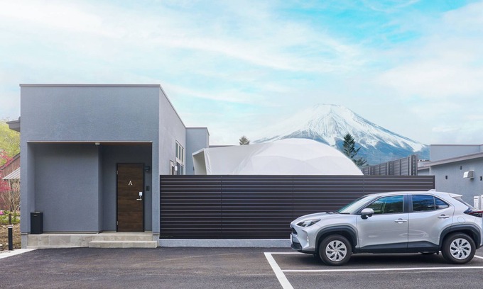 Yamanakako RV Rental | Mt FUJI RESORT GLAMPING Yamanakako