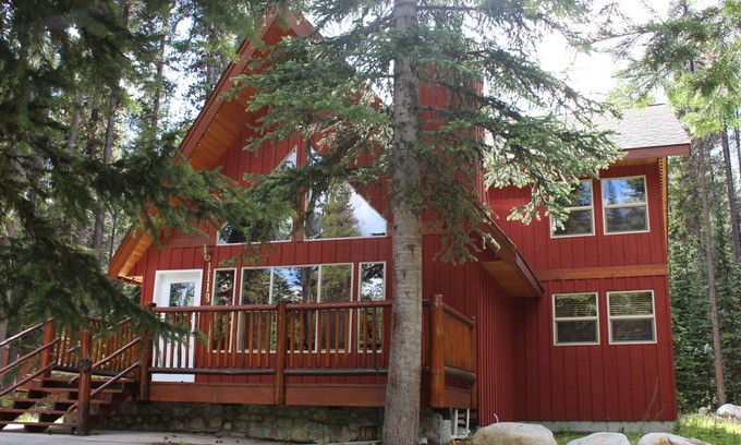 Okanagan-Similkameen House | Murphy's Cabin Retreat @ Apex Penticton