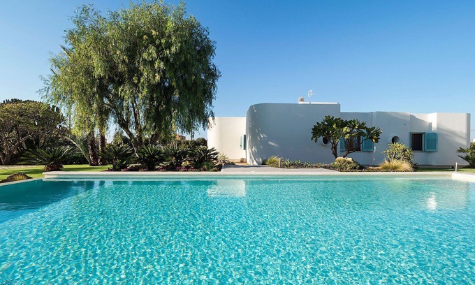 Nubia Villa | My Rental Homes - Salt Villa with private pool and spacious panoramic terraces