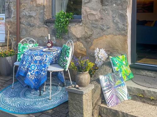 Trefor House | Mynydd A Mor, Mountains And Sea