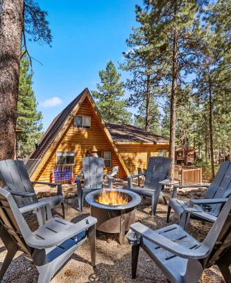 Kachina Village House | Nakai Trail 4-br A-frame Firepit Game Rm Sauna