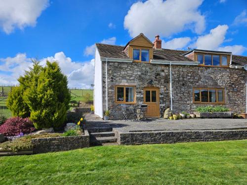 Pontesbury House | Nant-Isa