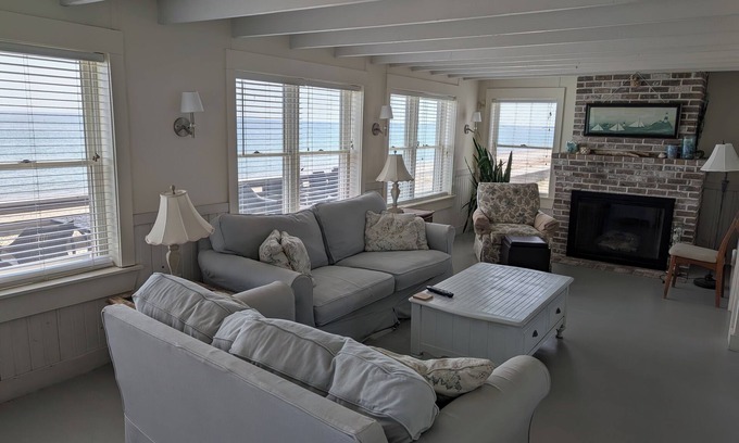 Green Harbor-Cedar Crest House | Nantucket Style oceanfront home directly on a sandy beach