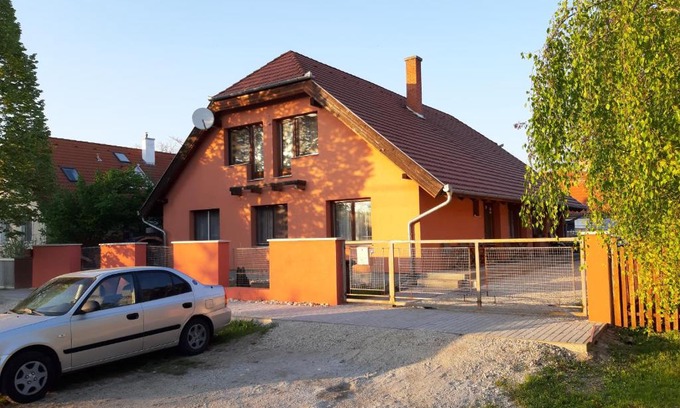 Gyor House | Napos Vendégház