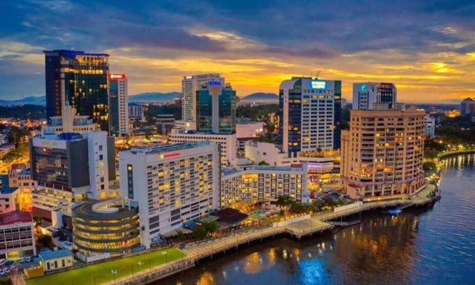 Kampung Surabaya Apartment | Natol Homestay-Riverbank Suites High Rise City Centre