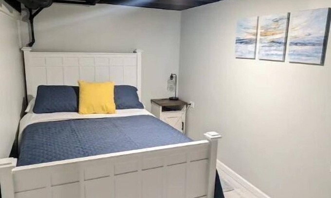 Cicero Apartment | Near Midway Newly remodeled