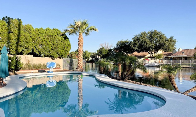 Avondale House | Near State Farm, Spring Training, NASCAR and more-Lakefront with Private Pool!